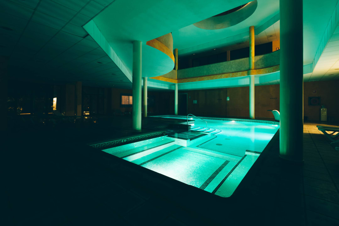 Pool Grand Muthu Golf Plaza Hotel & Spa