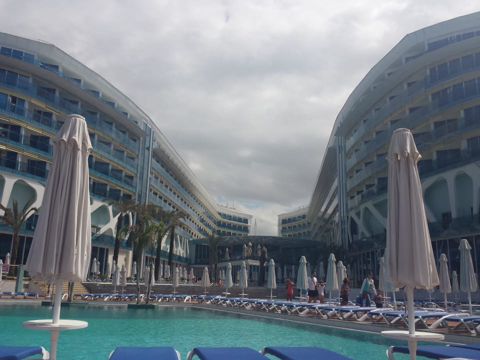 Vorderansicht Vikingen Infinity Resort & Spa