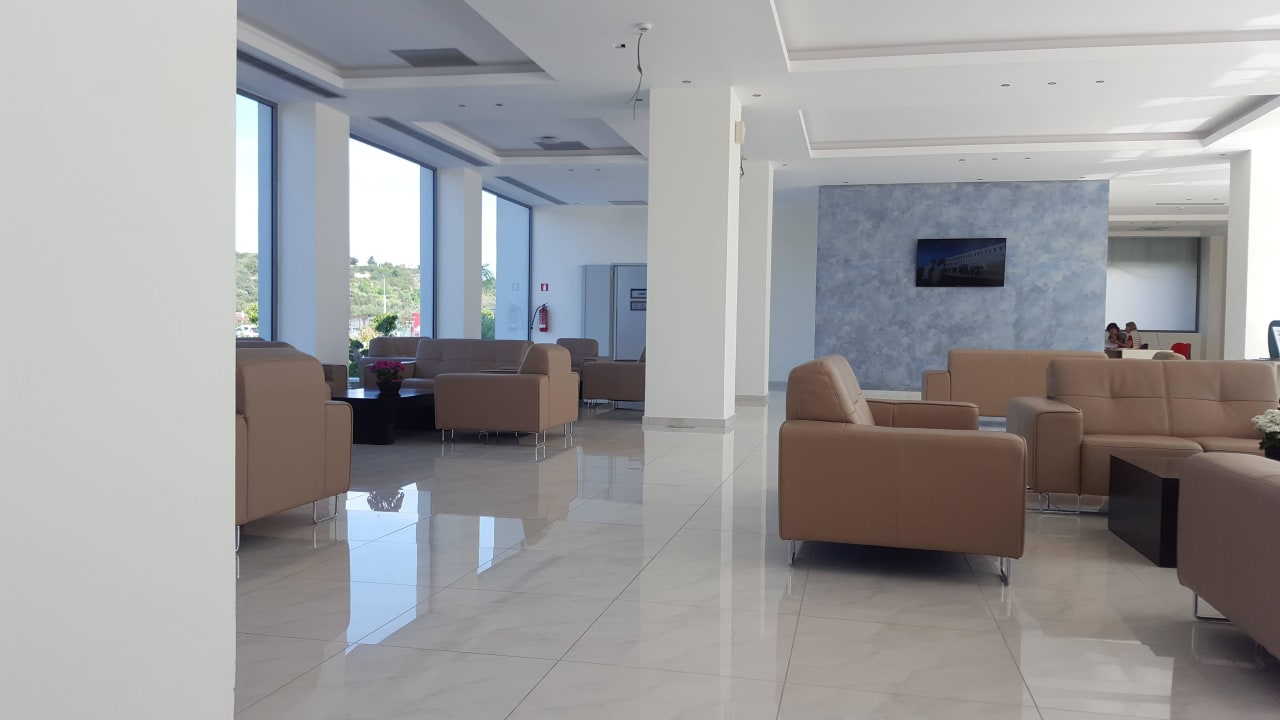 Lobby Asterias Beach Resort