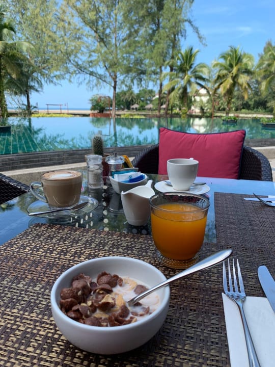 Gastro Apsara Beachfront Resort & Villa - Resort