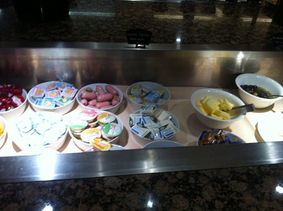 Frühstücksbuffet elaya hotel steinplatte