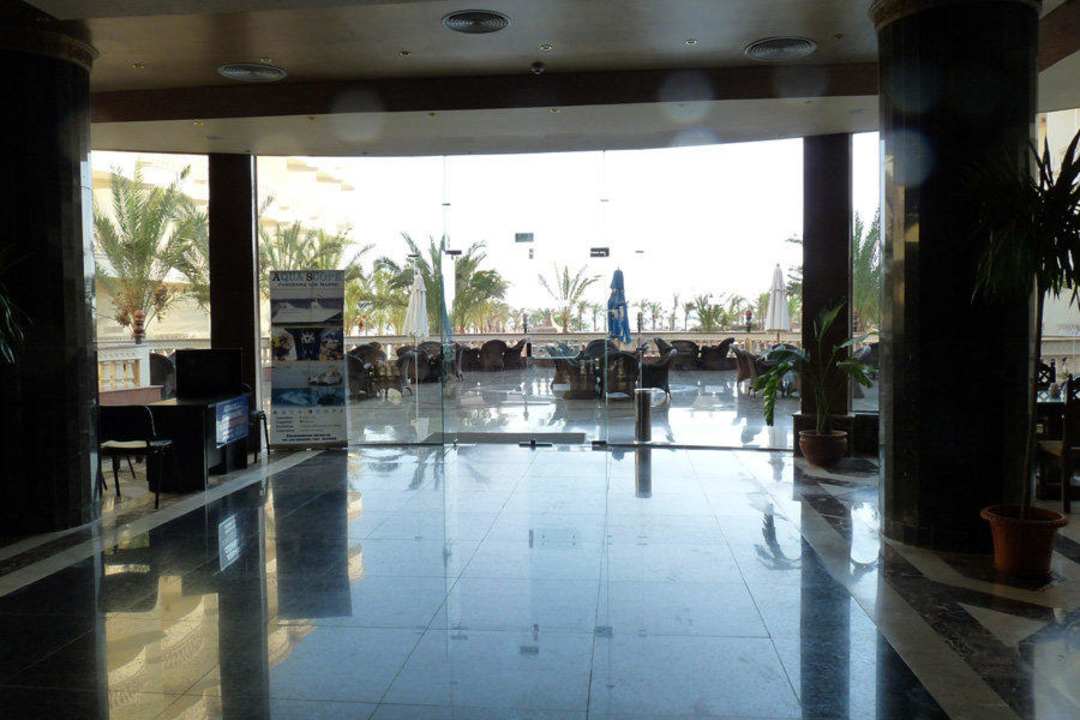 Lobby Hinterausgang Riviera Aqua Park Resort