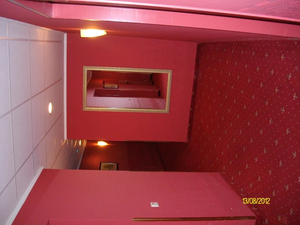 Zugang zu den Zimmern Hotel Josefshof am Rathaus