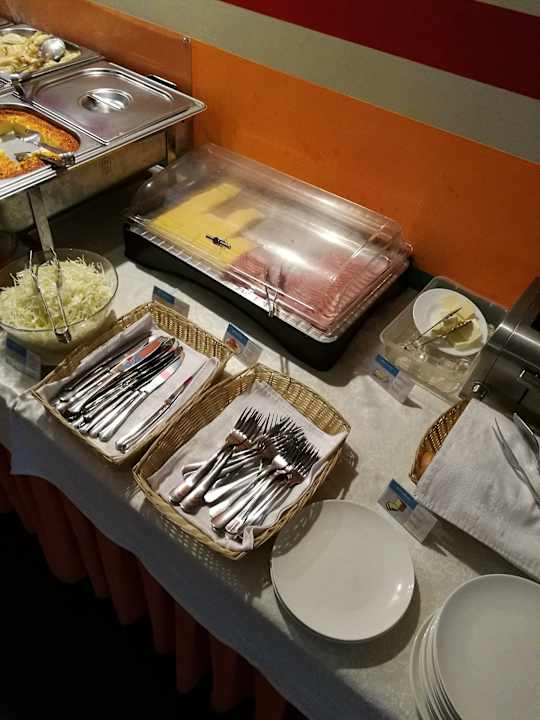 Frühstück Hotel Raziotel Kyiv