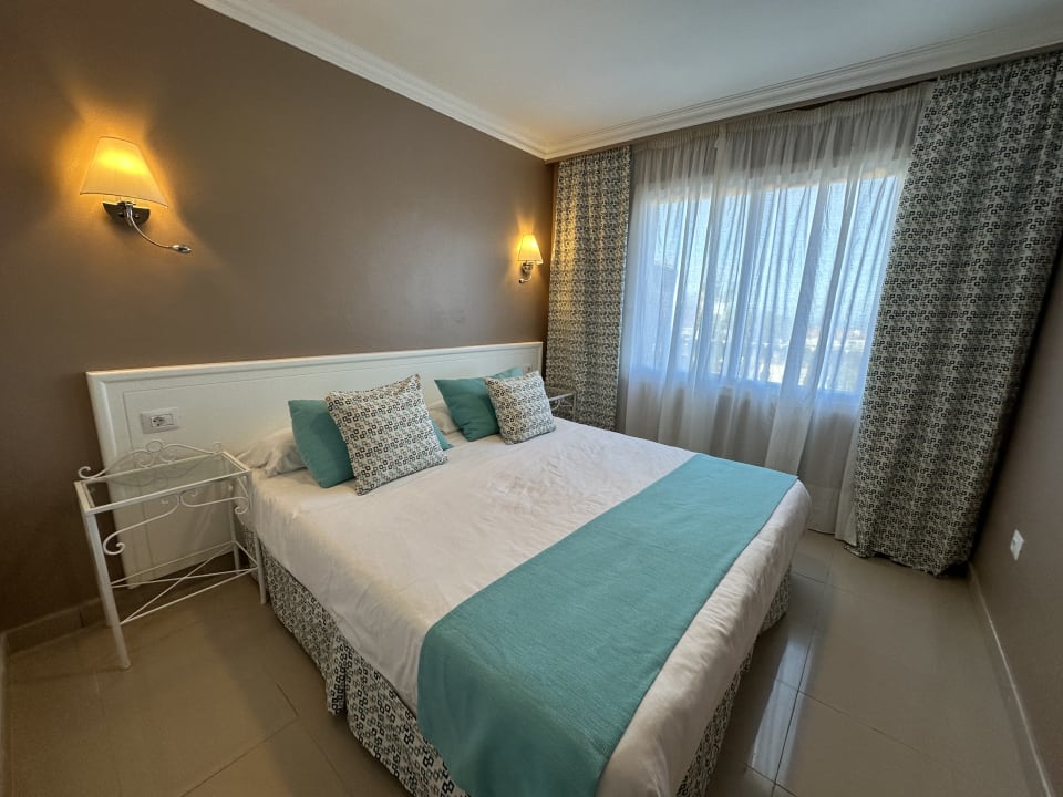 Zimmer Coral La Quinta Park Suites