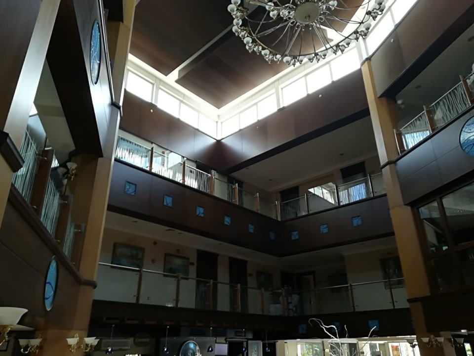 Lobby Latanya Park Resort