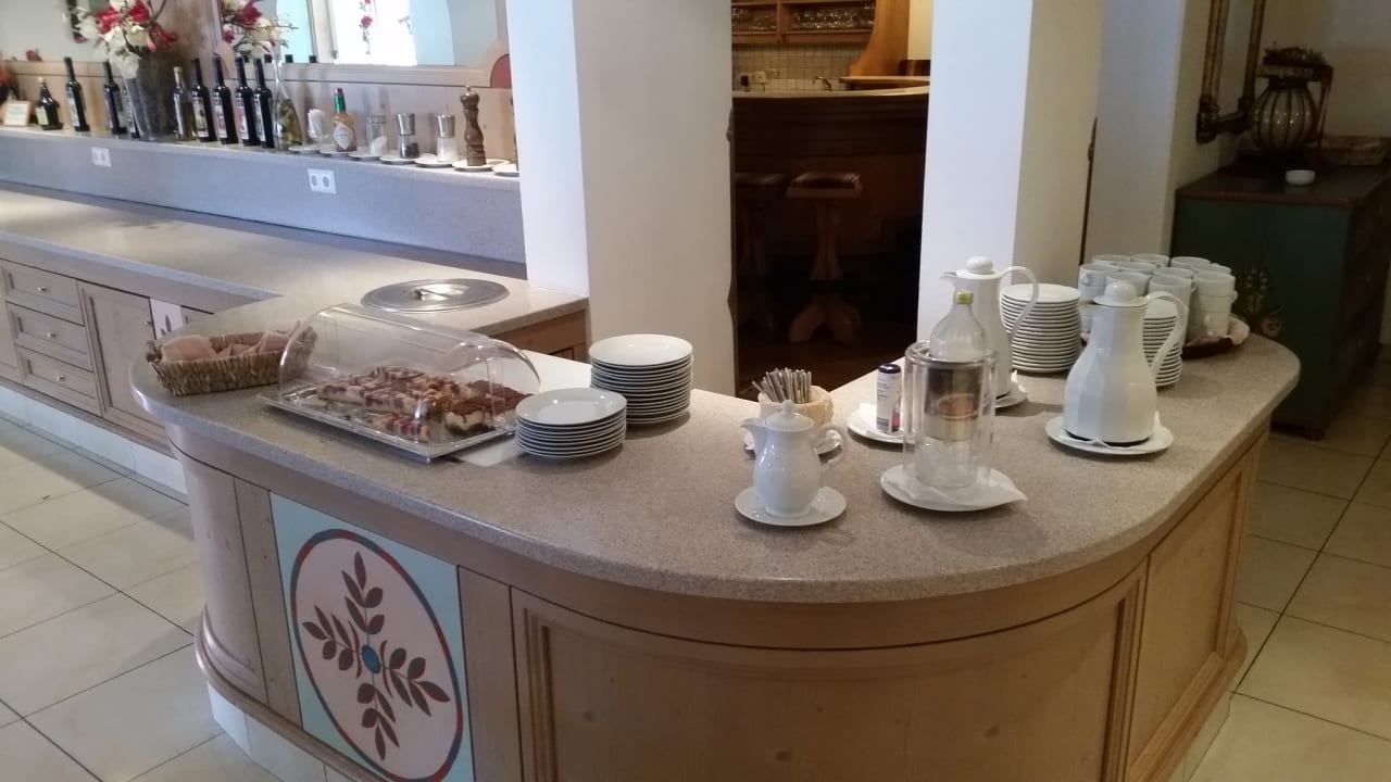 Gastro Hotel Garni Alpenruh-Micheluzzi