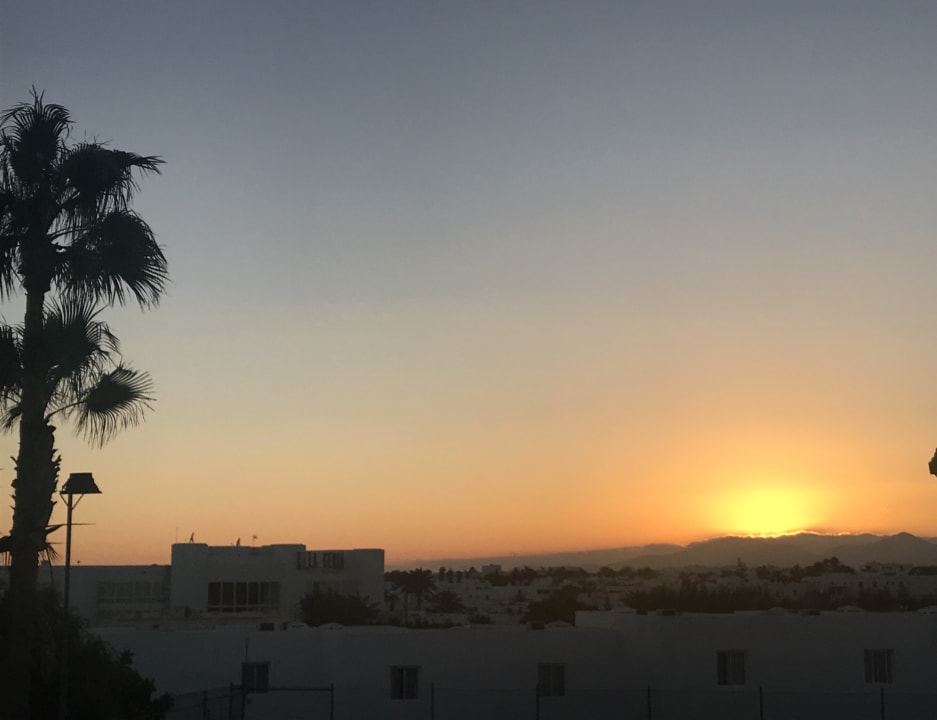 Sonnenuntergang vom Balkon Sentido Aequora Lanzarote Suite
