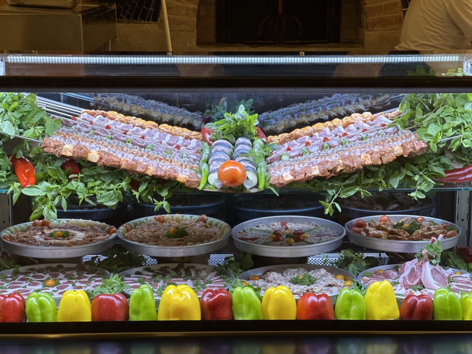 Gastro Gloria Serenity Resort