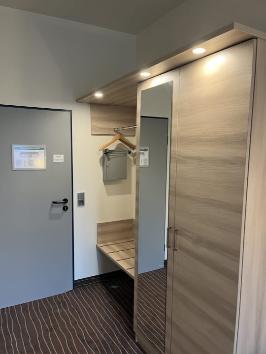 Zimmer ECONTEL Hotel München