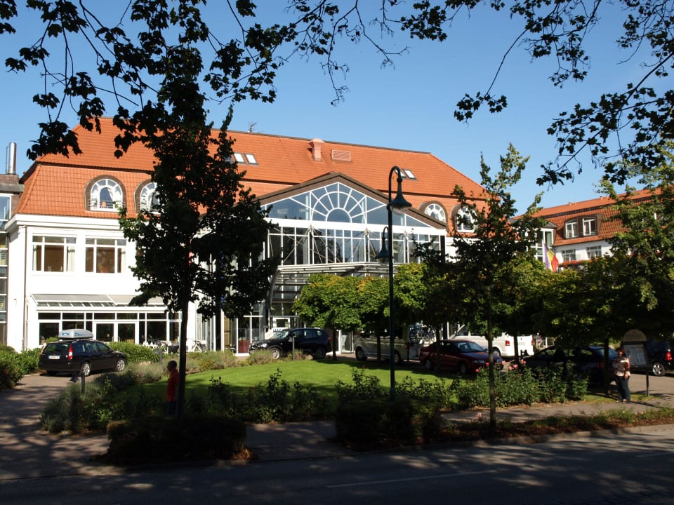 Seehotel - Großherzog von Mecklenburg  Seehotel Großherzog von Mecklenburg