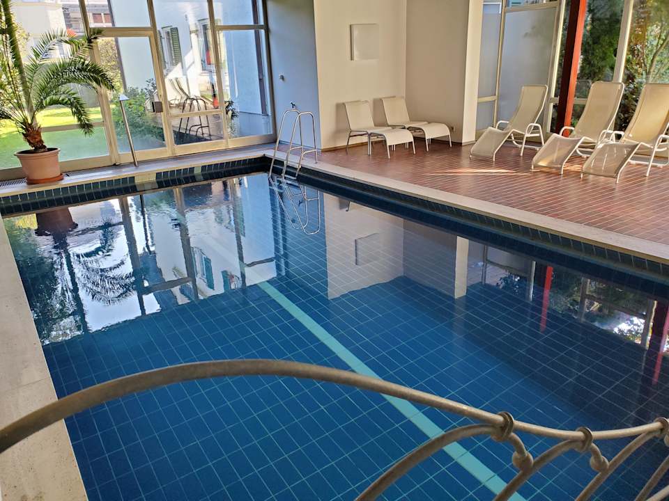 Pool Wittelsbacher Hof Swiss Quality Hotel