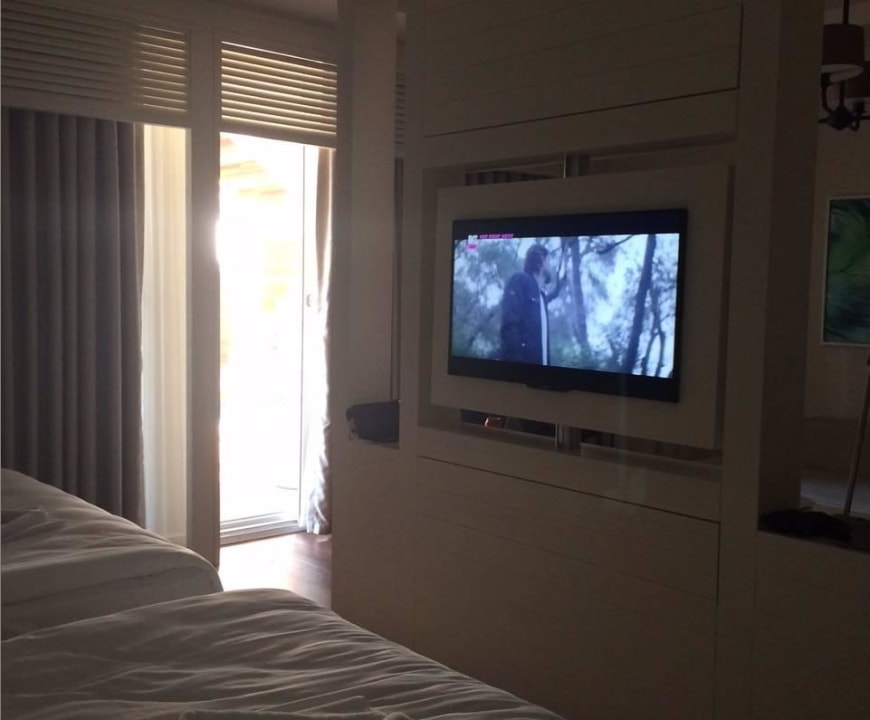 Der TV kann zum Wohnbereich gedreht werden Papillon Zeugma Relaxury