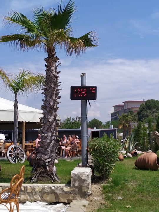 Strand Dream Water World