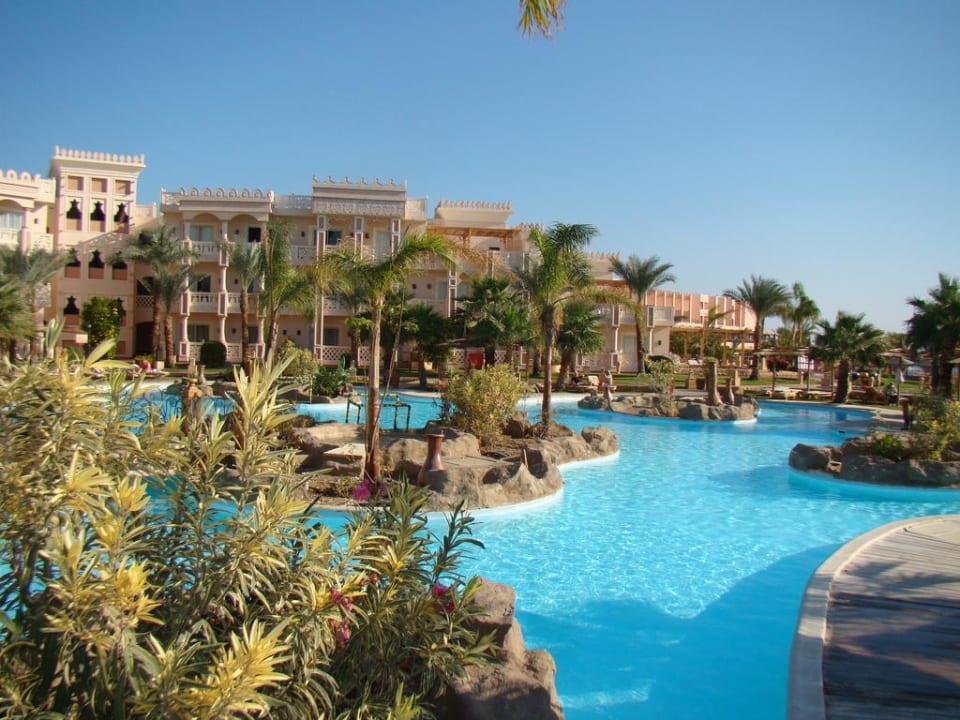 Бассейн Pickalbatros Palace Resort