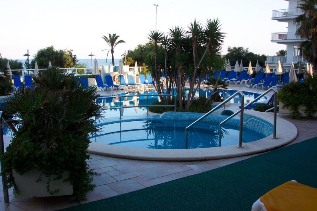 Poolanlage Sabina Hotel & Suites