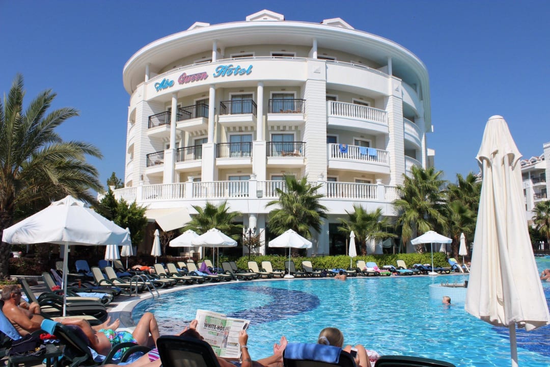 Pool Alba Queen Hotel