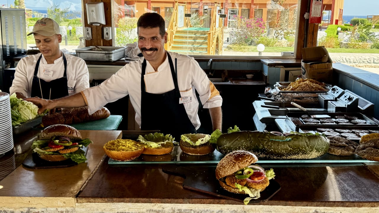 Gastro Three Corners Happy Life Beach Resort