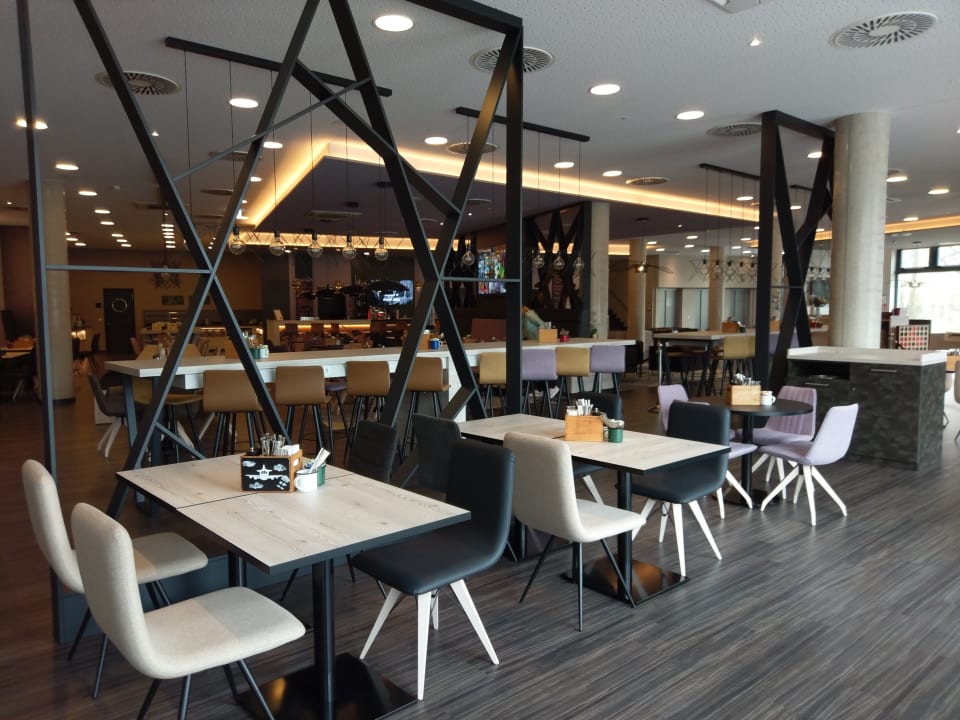 Gastro Holiday Inn – the niu, Air Frankfurt Messe
