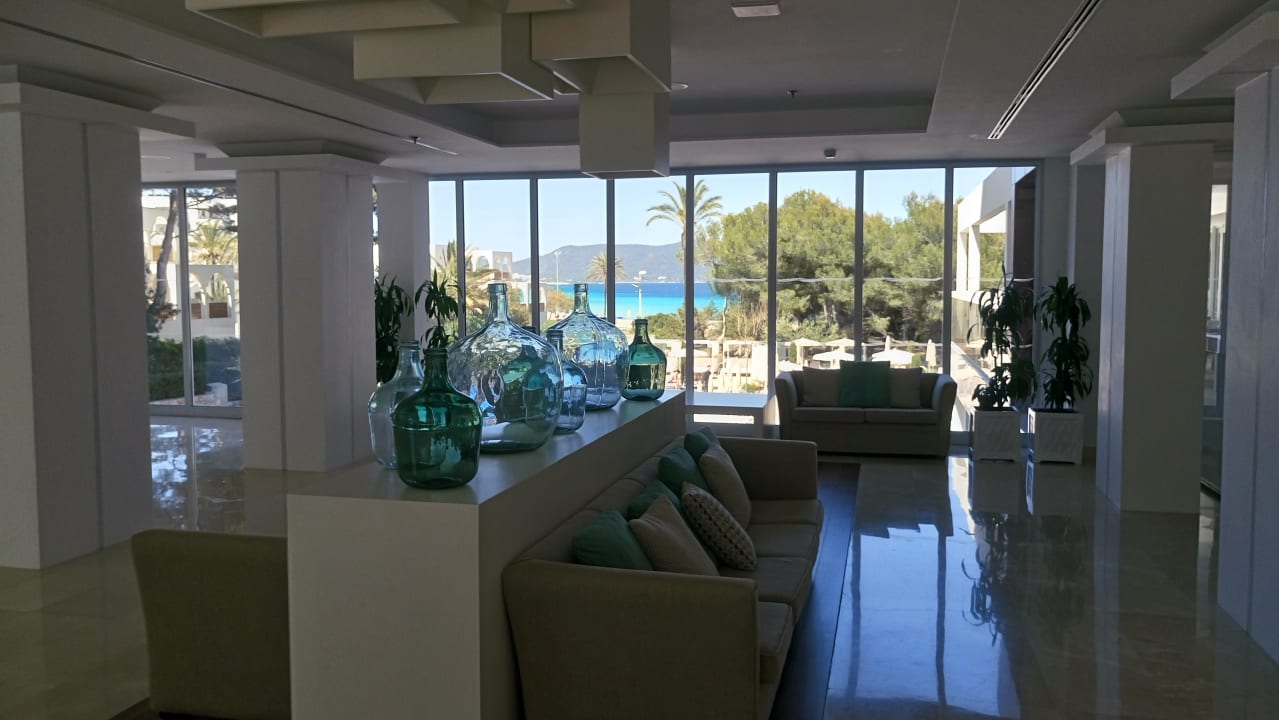 Lobby Hipotels Bahía Cala Millor