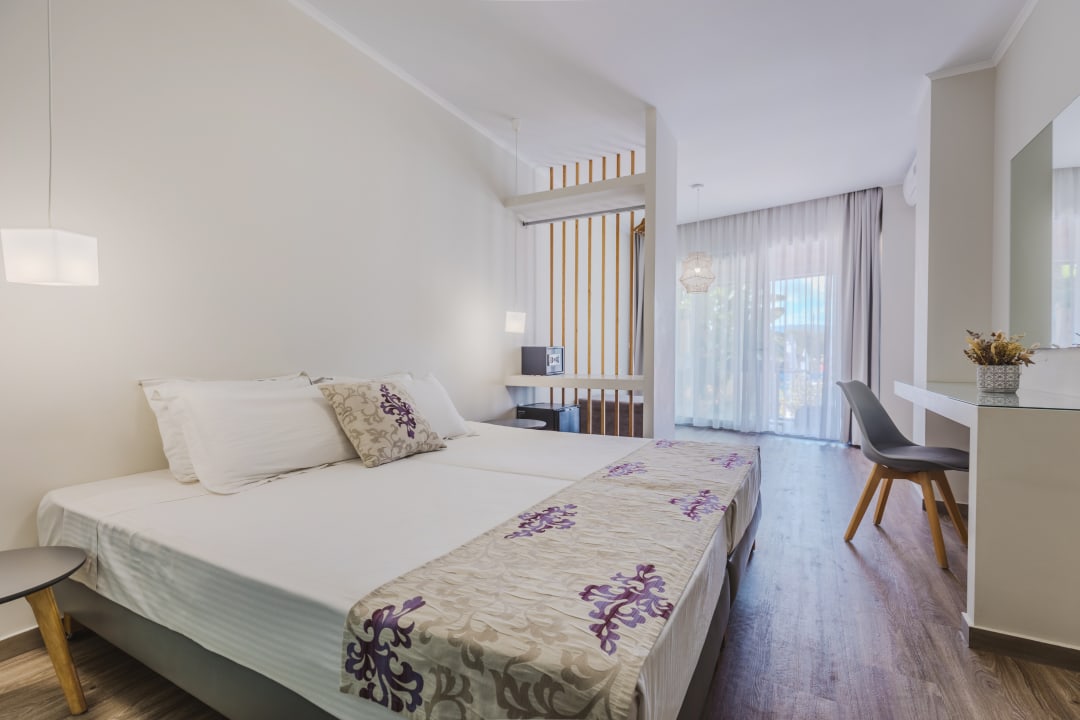 Zimmer Sunrise Zante - Adults Only Hotel