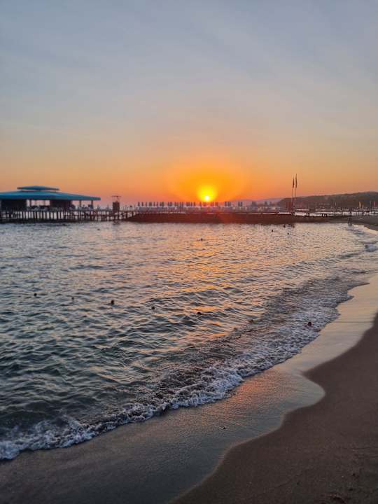 Strand Azura Deluxe Resort & Spa Hotel