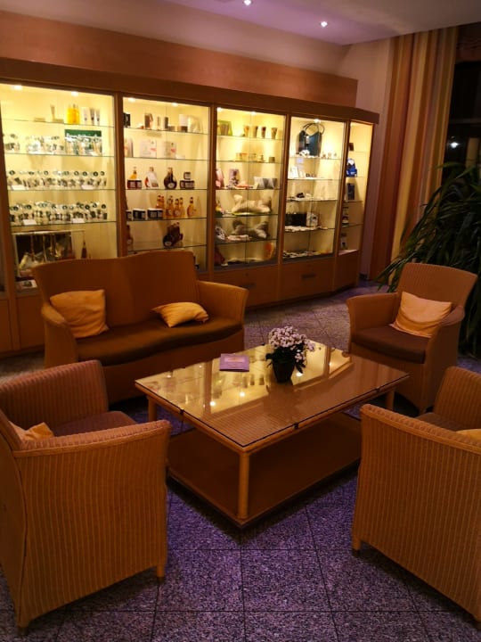 Lobby Parkhotel Rügen
