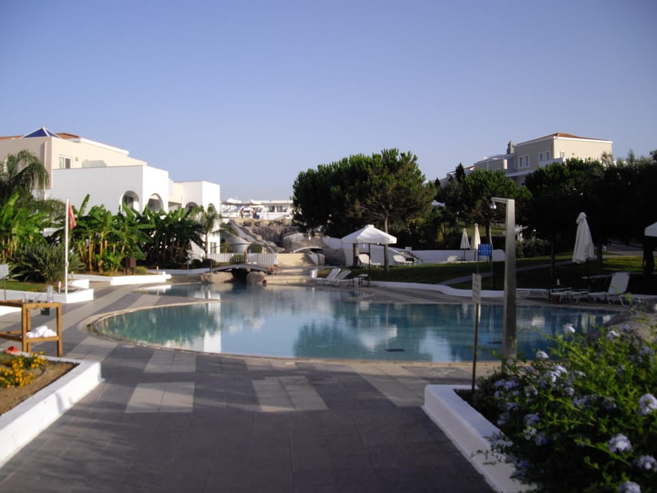 Pool im Bereich Zimmer 4000 Atlantica Marmari Palace