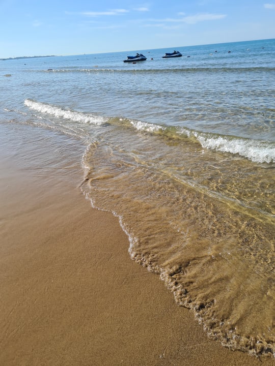 Strand Castival Hotel