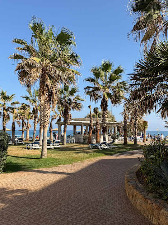 Gartenanlage Lyttos Beach Hotel