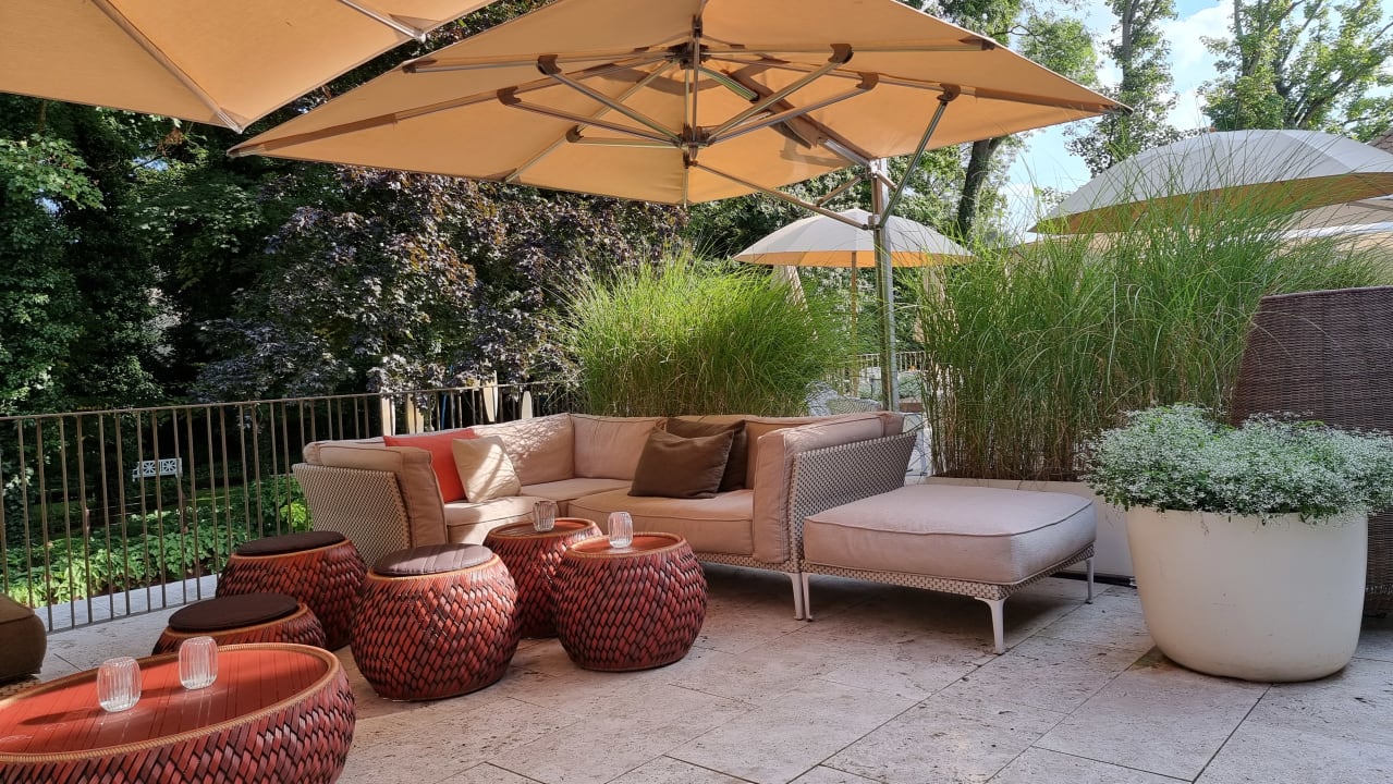 Außenansicht La Maison Hotel