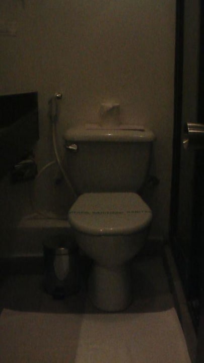 Badezimmer - WC  Earl’s Reef Beruwala