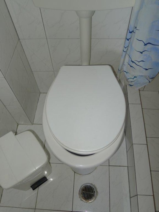 Klobrille zu klein Hotel Happy Days