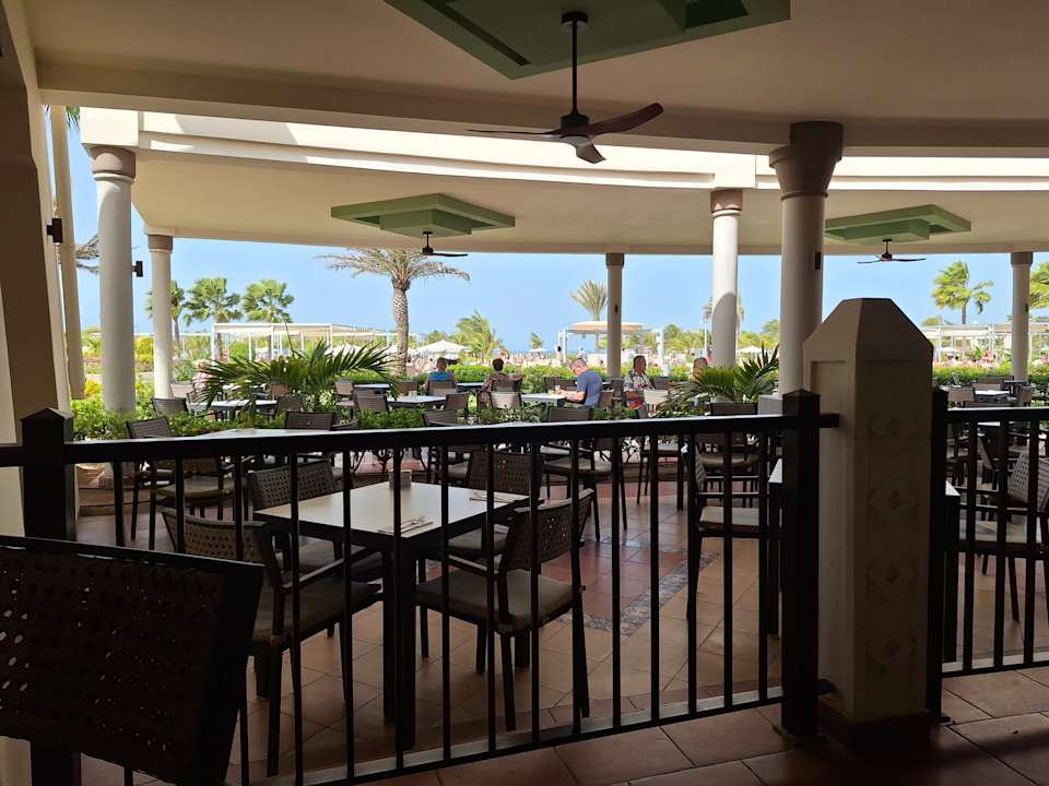 Gastro Hotel Riu Karamboa