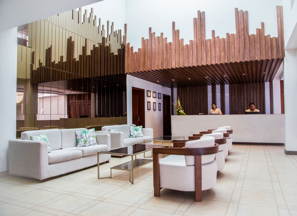 Lobby Tarisa Resort & Spa