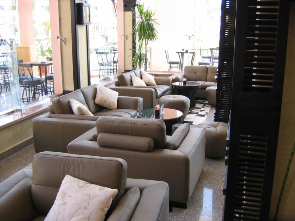 Nichtraucherwartebereich Beach Albatros Resort