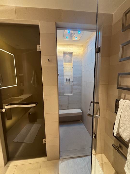 Zimmer The Fontenay Hamburg