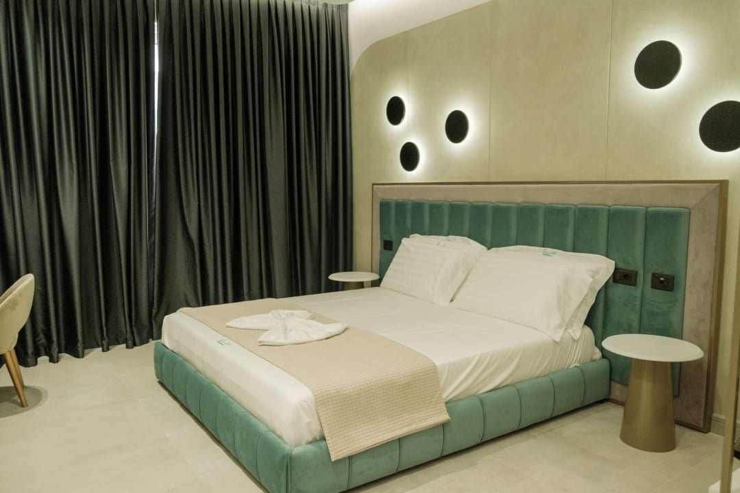 Zimmer Comfort Suites