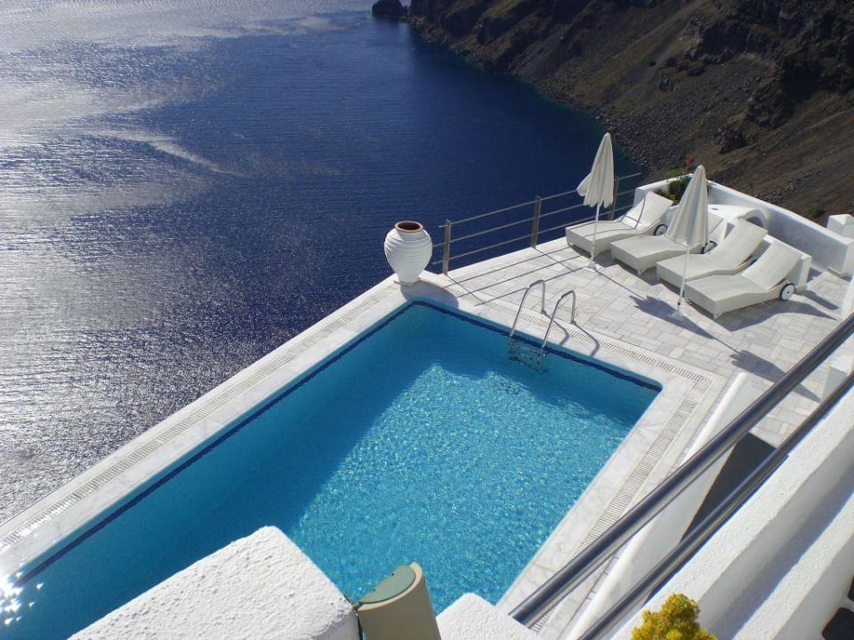 Pool Hotel Homeric Poems