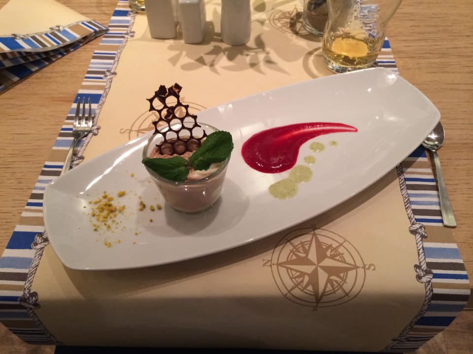 Nachtisch Hotel Vier Jahreszeiten Kühlungsborn