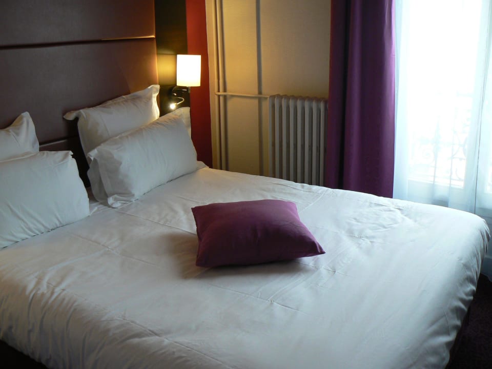 Gute Nacht  Accueil Hotel - Paris Pigalle Montmartre