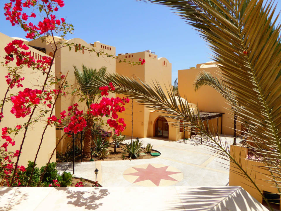  Wege durch die Anlage Steigenberger Coraya Beach - Adults only