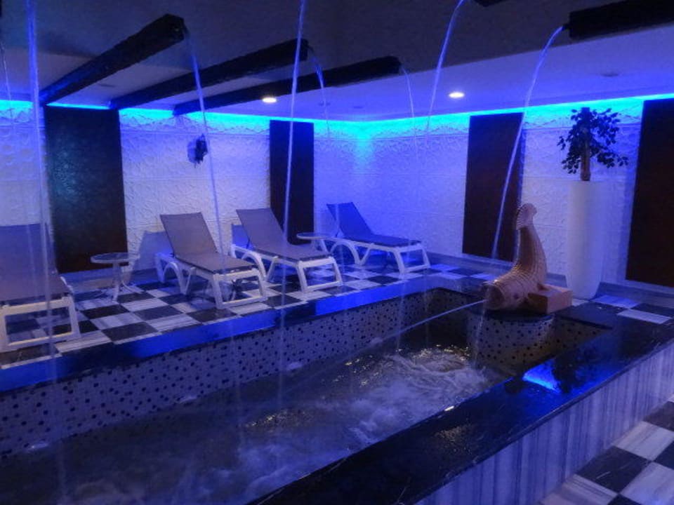Im Spa Bereich Granada Luxury Okurcalar