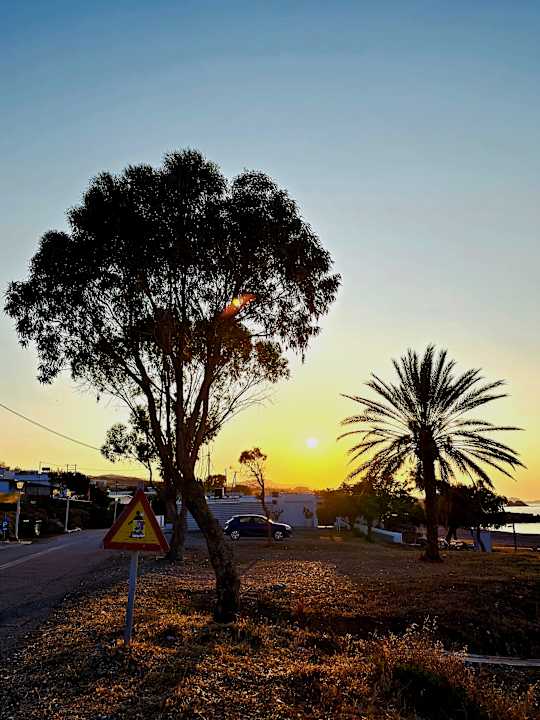 Strand Ekaterini Hotel