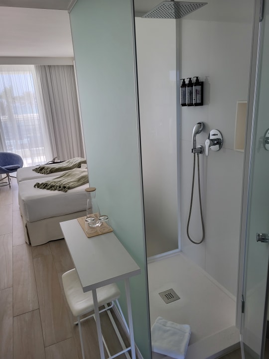 Zimmer Iberostar Waves Bahia de Palma