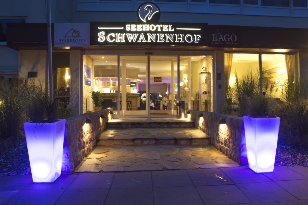 Eingang Seehotel Schwanenhof