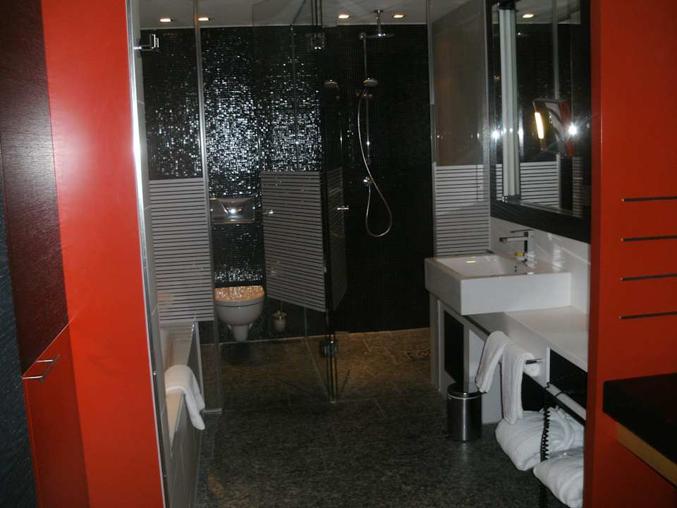 Deluxe-Zimmer großes Bad InterContinental Berlin