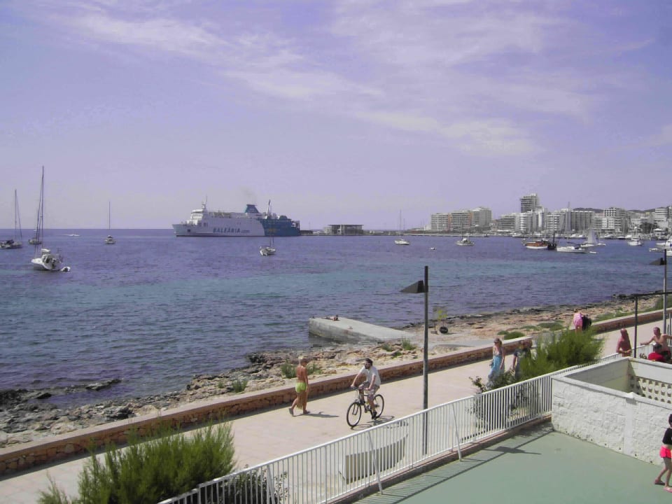 Blick Richtung Hafen NYX Hotel Ibiza - adults only