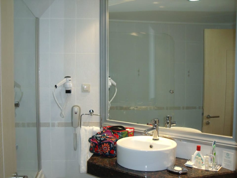 Badezimmer Grand Belish Resort Hotel & Spa