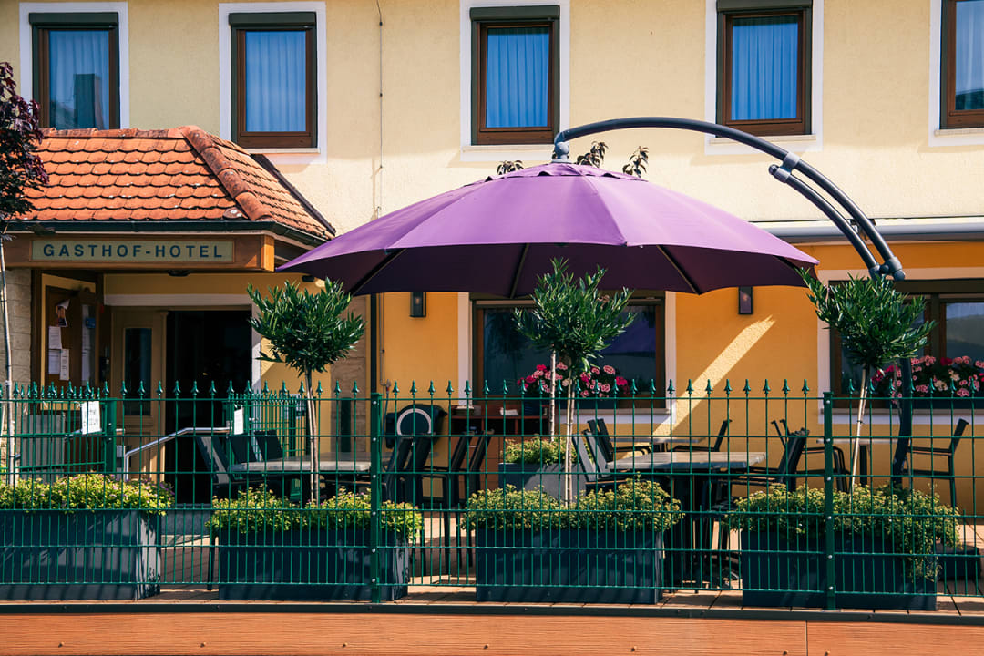 Außenansicht Gasthof Hotel Spitzenpfeil